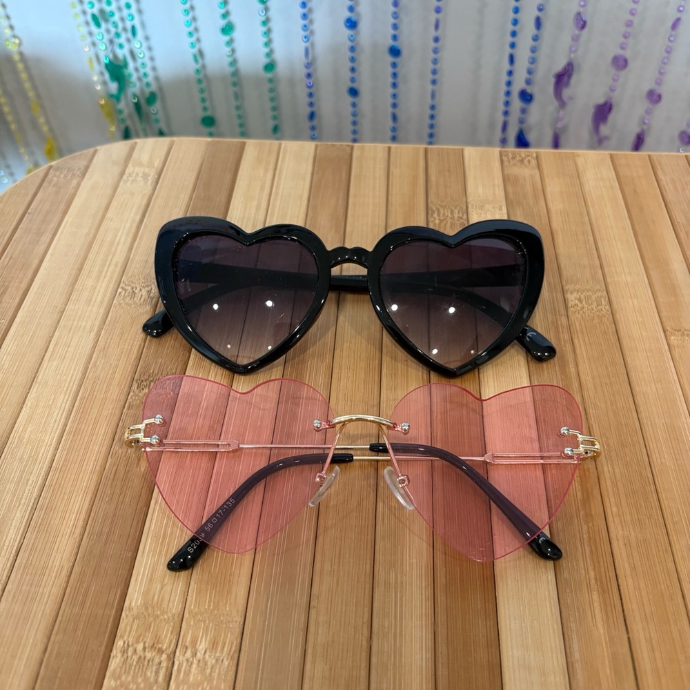 Heart-Shaped Black and Pink Fun Y2K Summer Sunglasses Sunglasses Bundle